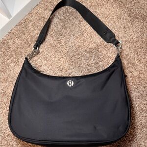 Lululemon mini shoulder bag